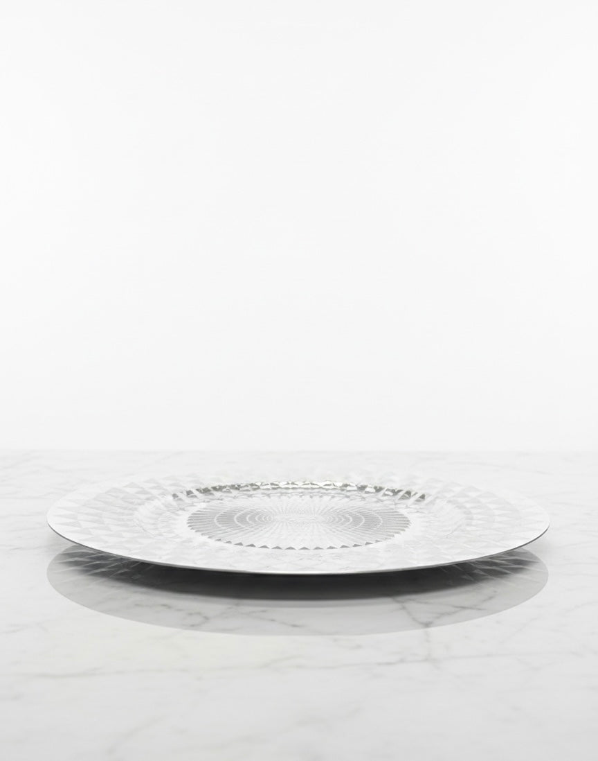 13-Inch Silver Geometric Sunburst Round Plastic Charger Plate - Elegant Decorative Underplate for Weddings and Fine Dining