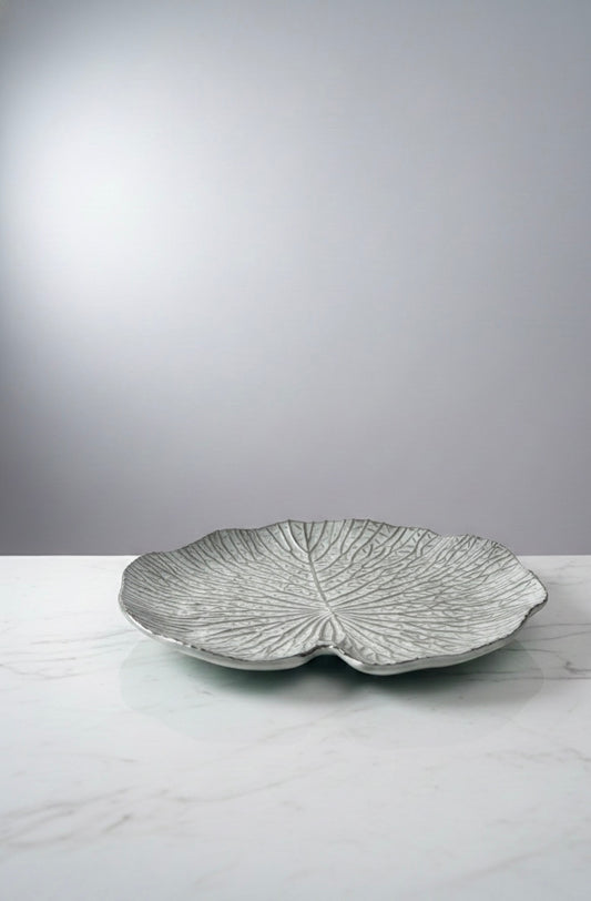 Leaf Melamine Serving Platter – Durable Plastic Botanical Tray for Outdoor Dining, Luau Parties, and Garden Decor