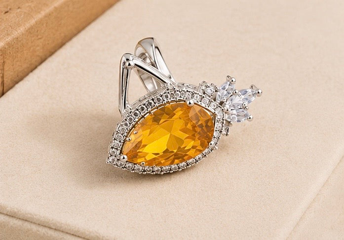 Luxury Silver Crystal Jewelry Set with Yellow Pear-Cut Stones – Statement Necklace, Bracelet & Ring Collection