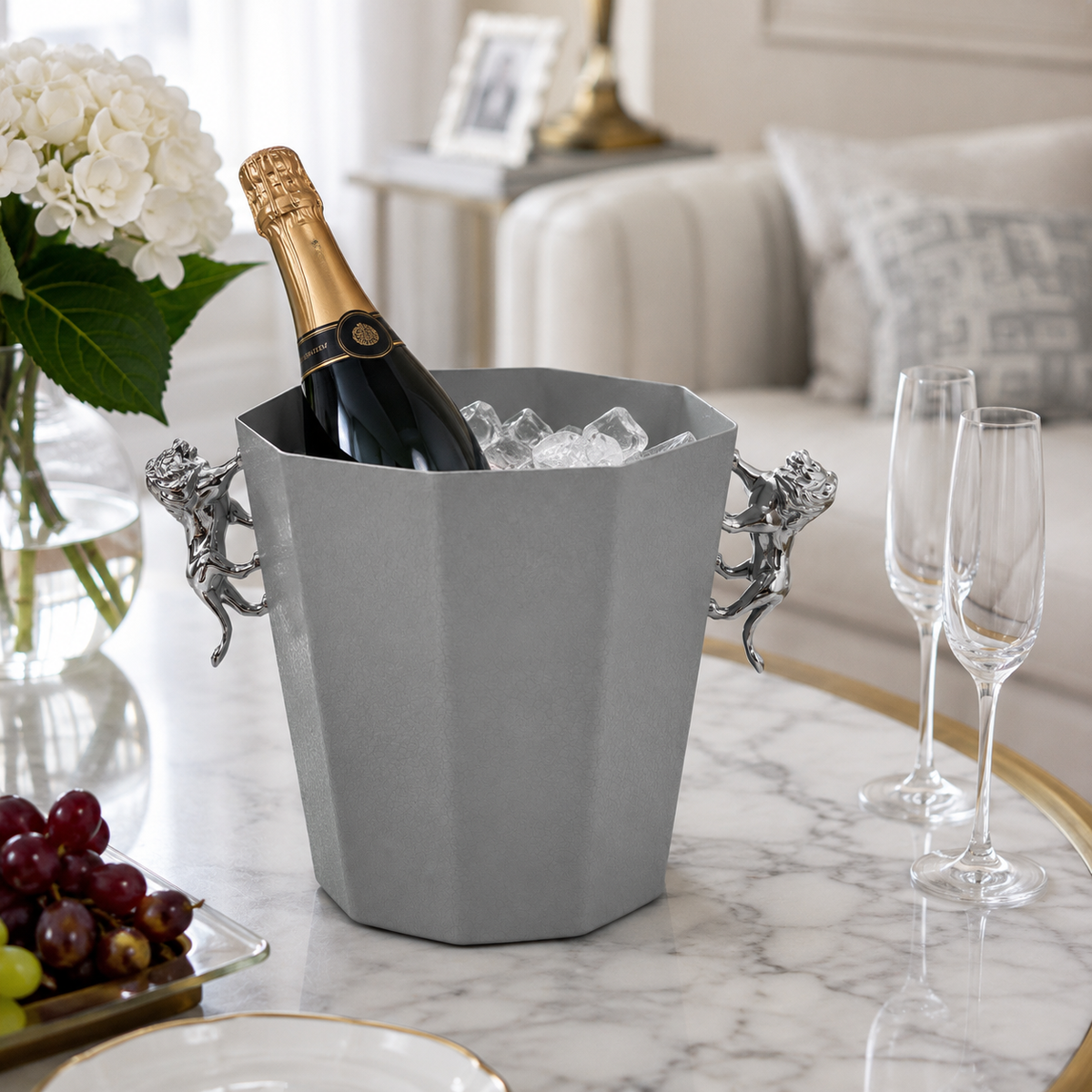 Luxury Metal Ice Bucket with Decorative Lion Handles