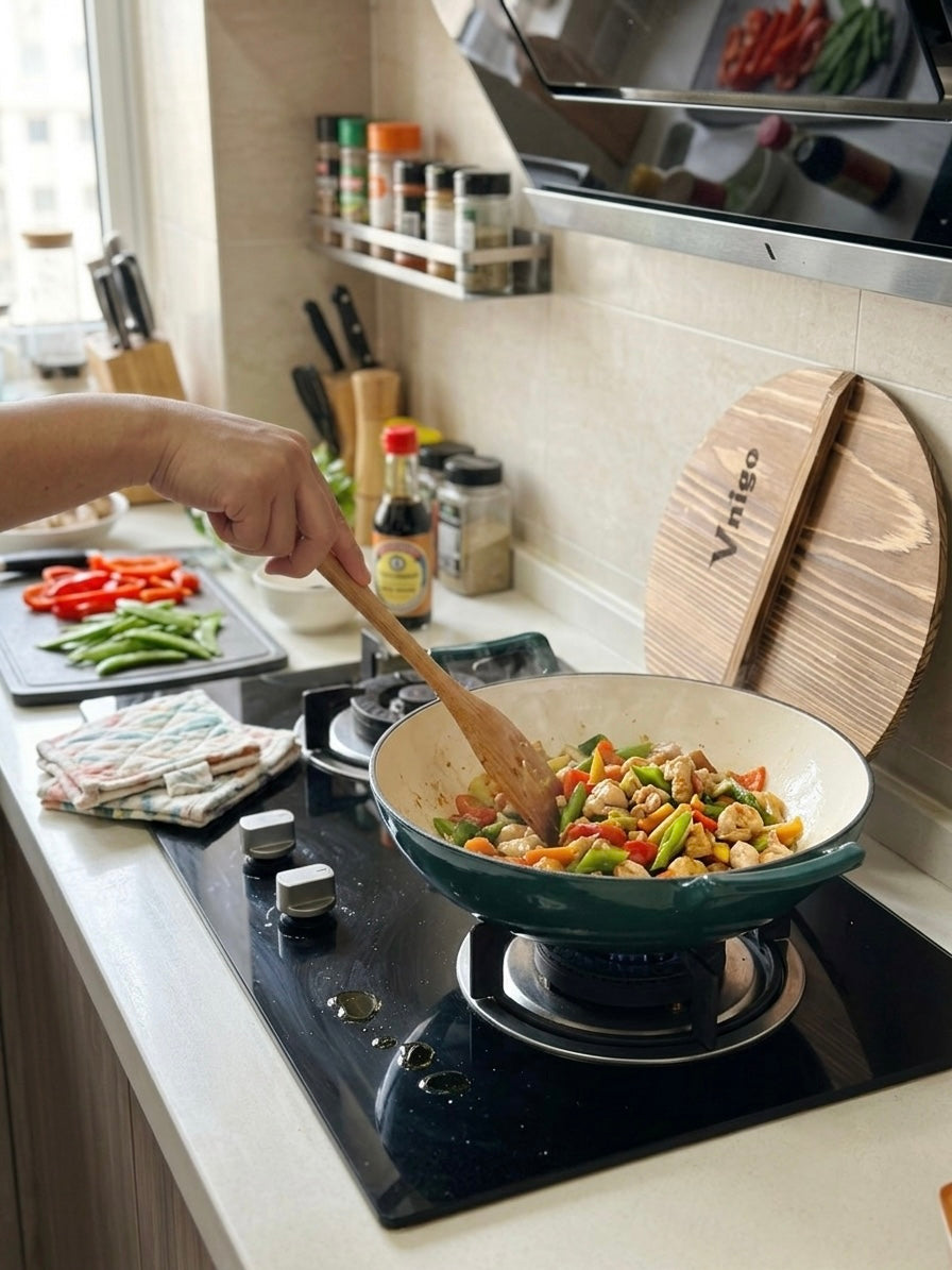 Vmigo Cast Iron Wok& Domed Fir Lid