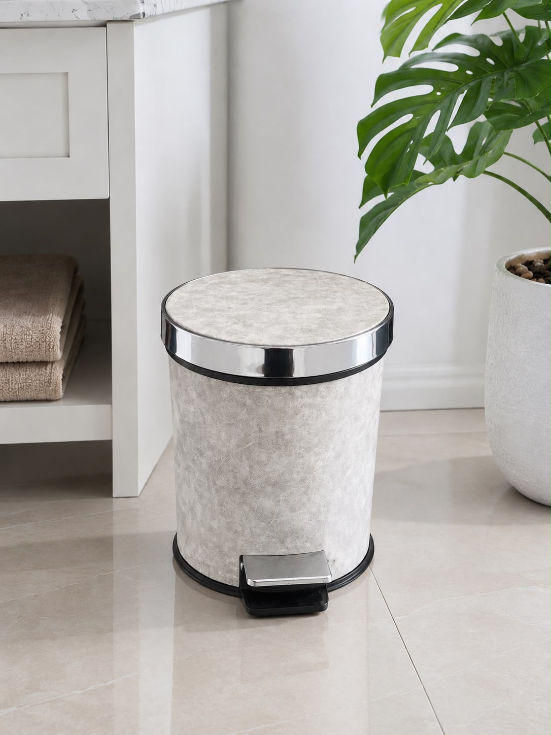 Premium Pedal Waste Bin with Removable Inner Bucket | Soft-Close Lid | Bathroom, Kitchen & Office