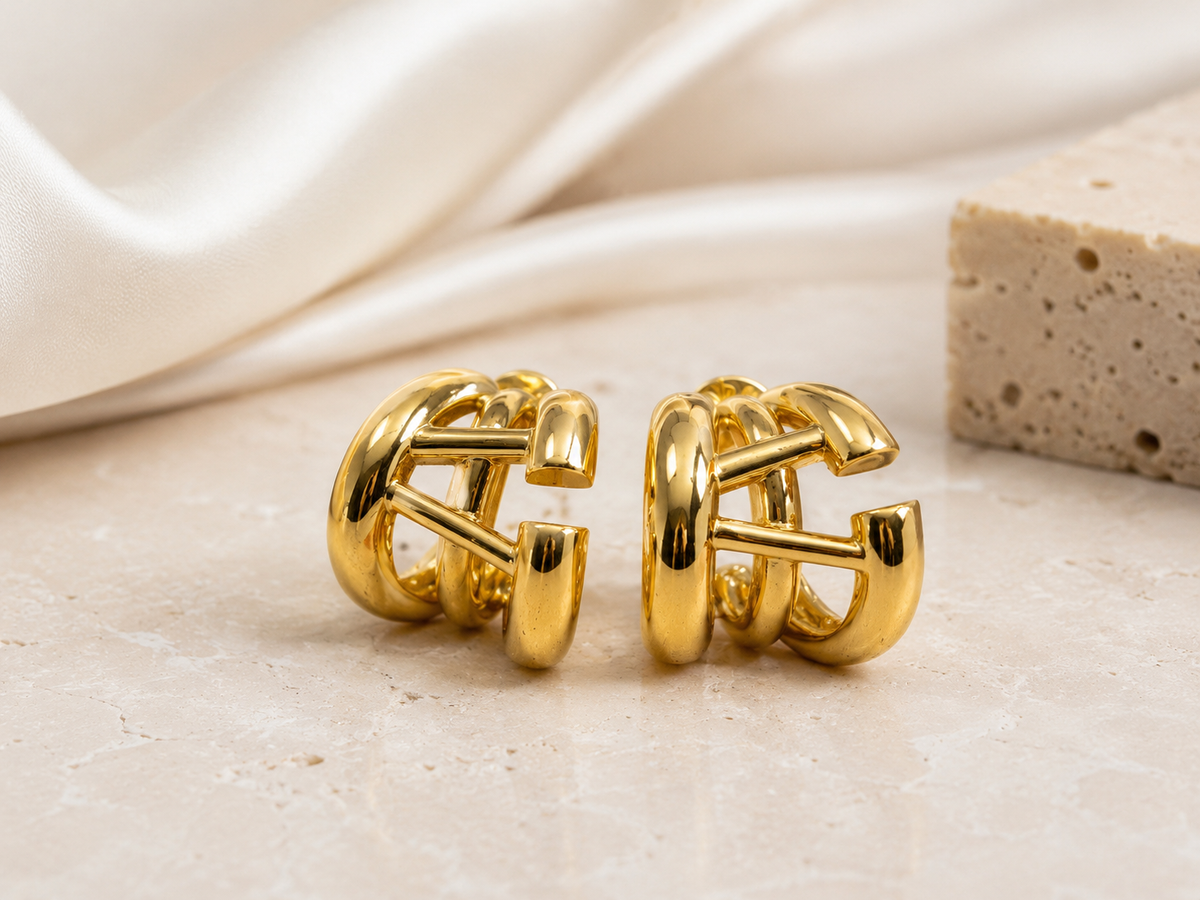 Bold Interlocking Statement Stud Earrings