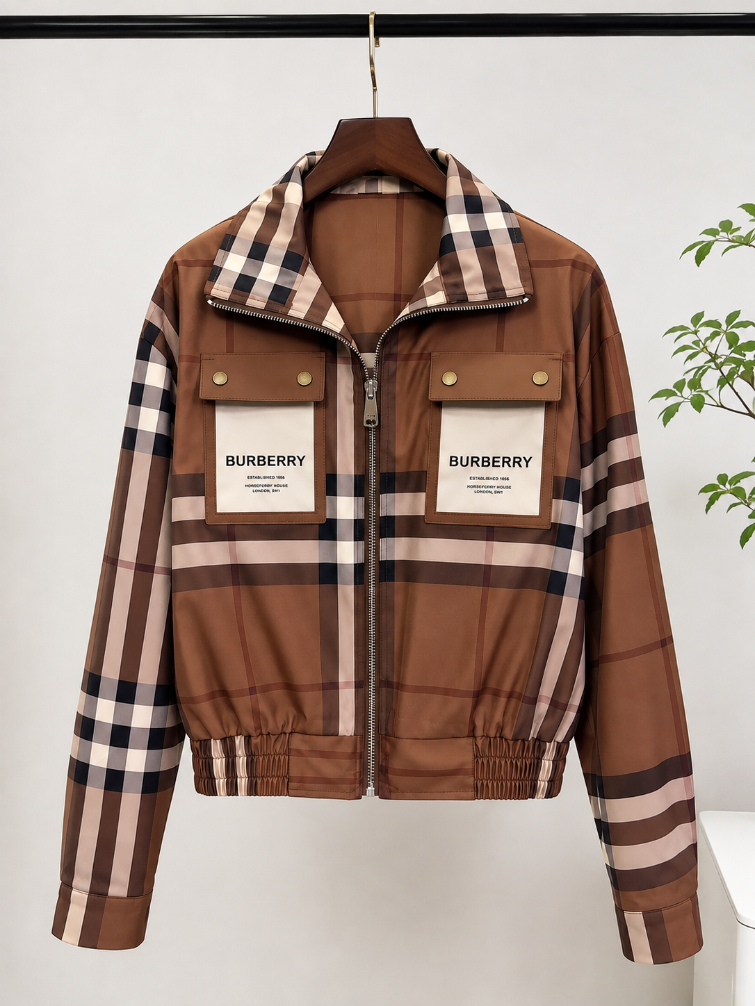 Women’s Plaid Cropped Zip-Up Jacket with Statement Pockets